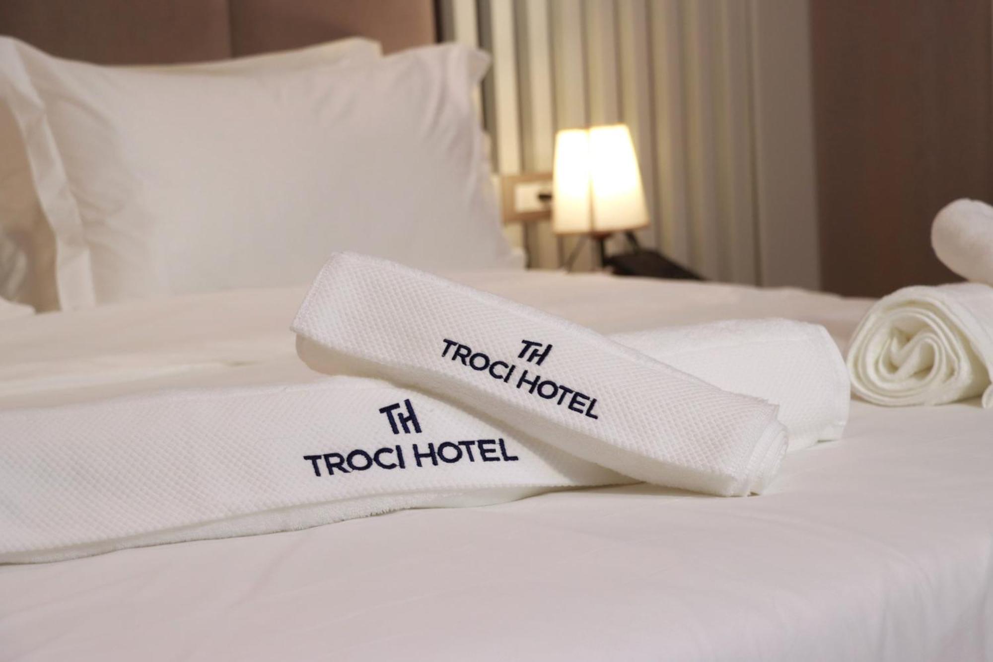 Troci Hotel Kamez