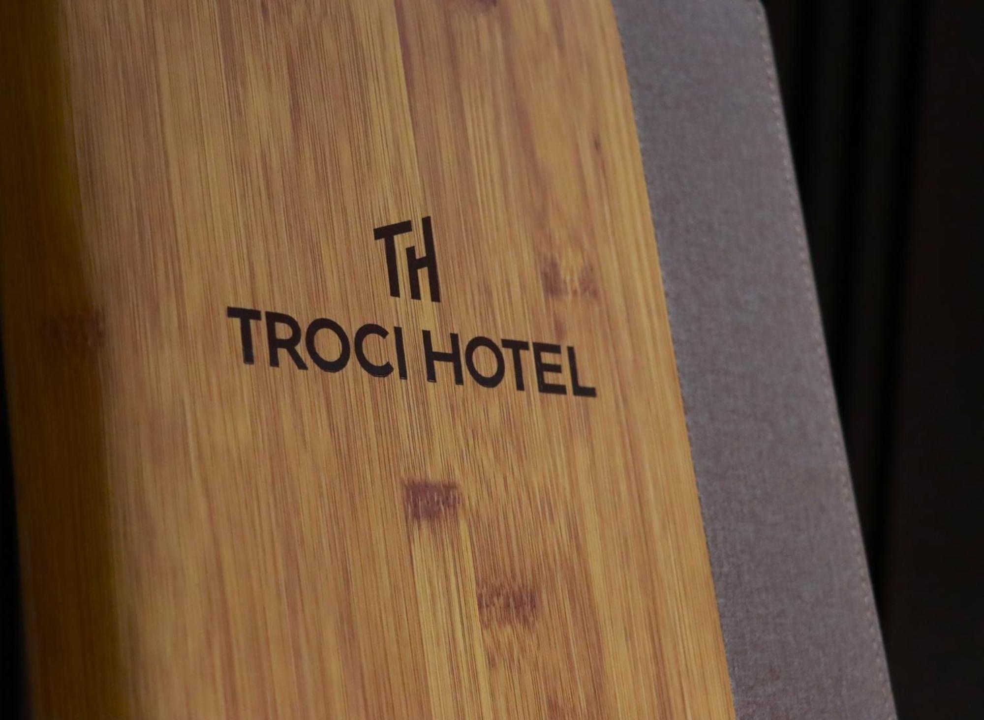 Troci
